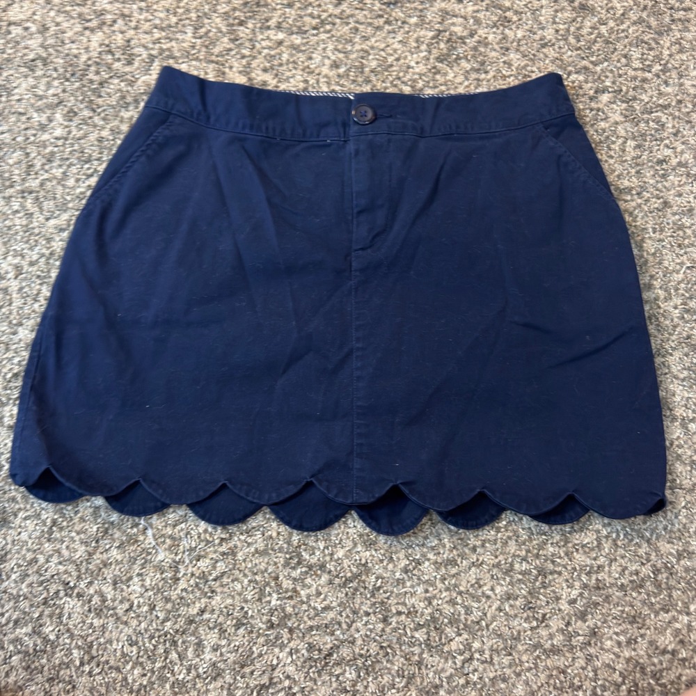 Crown & Ivy Caroline Navy Blue Scalloped Hem Skort Womens Size 8 Preppy Mini